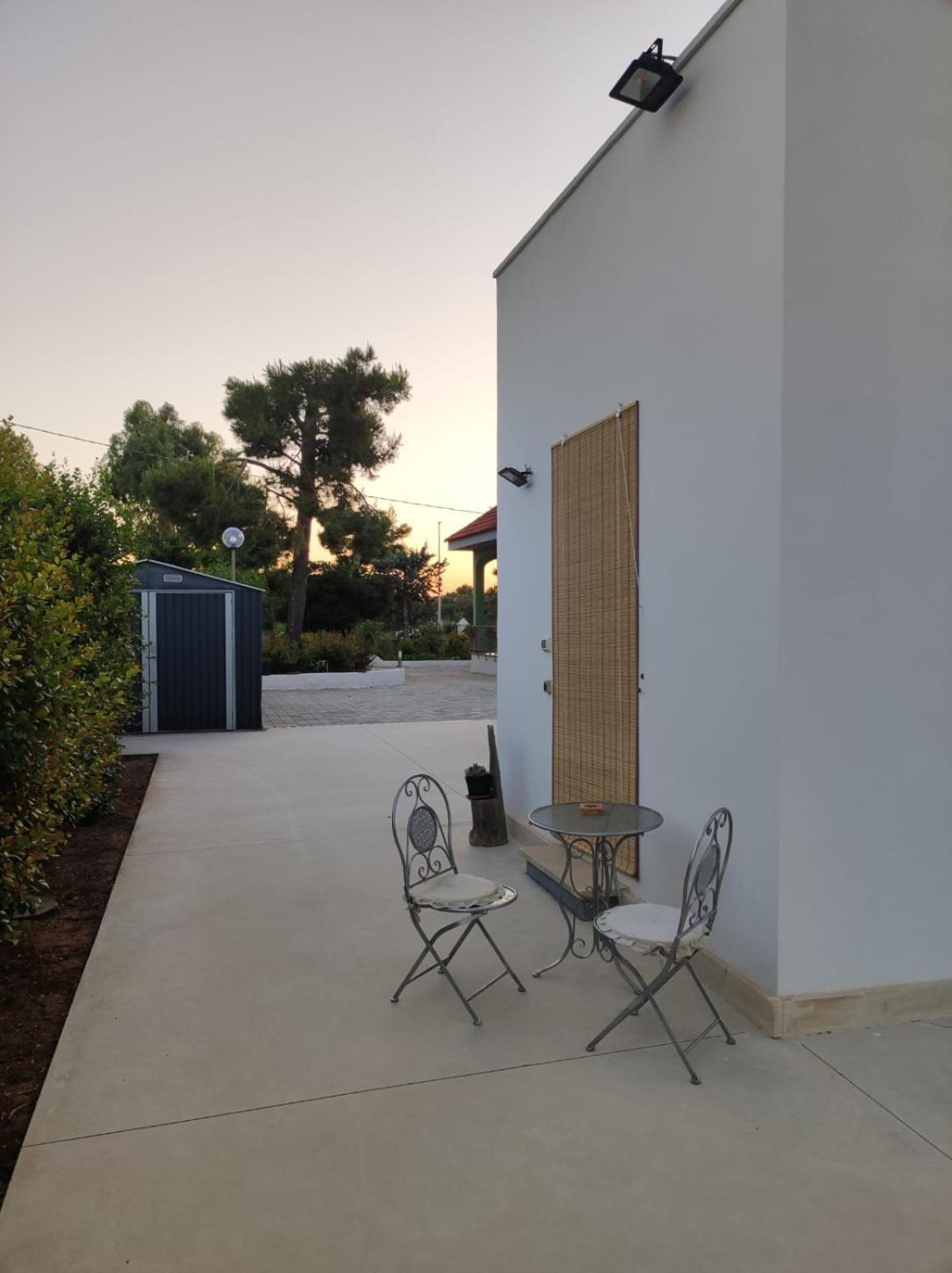 B&B Villa Vittorio Galatone Exteriör bild