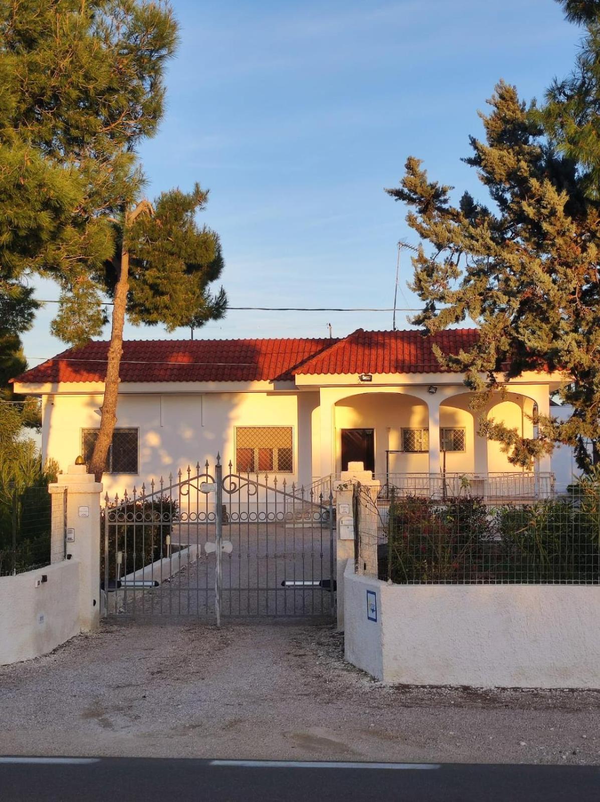 B&B Villa Vittorio Galatone Exteriör bild