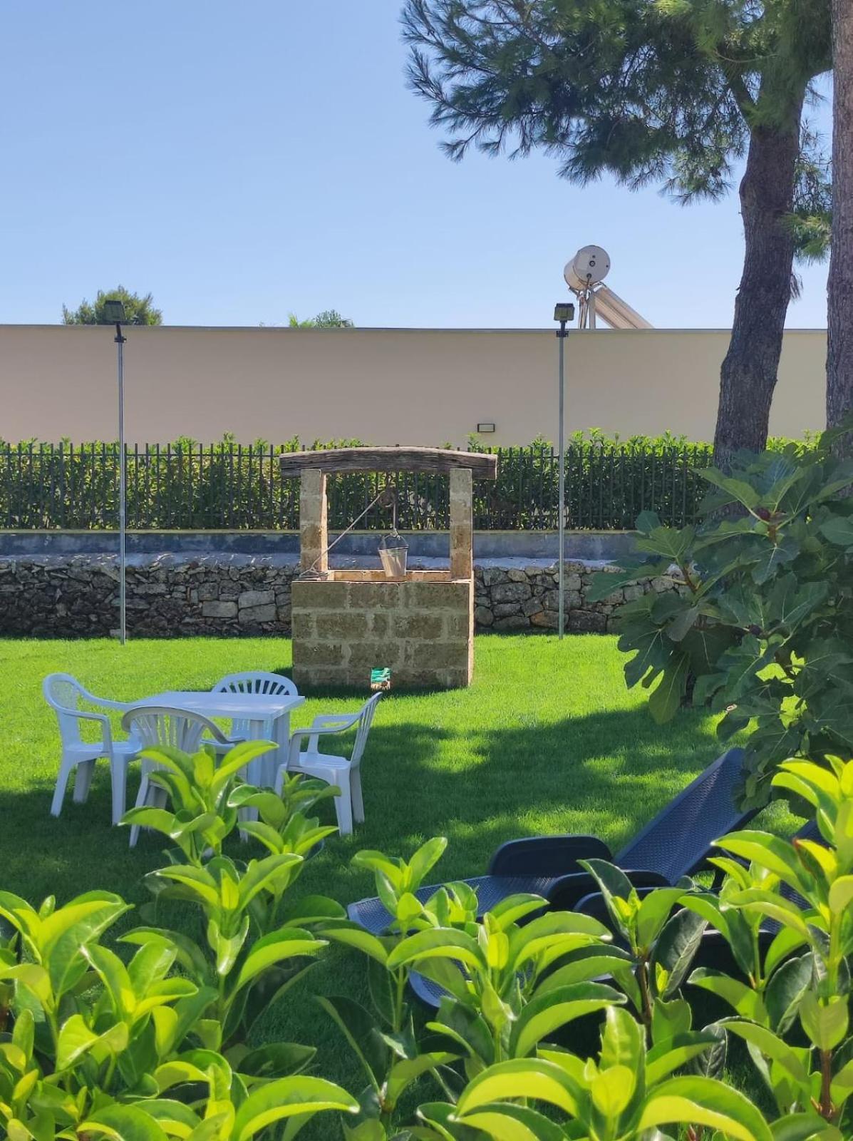 B&B Villa Vittorio Galatone Exteriör bild